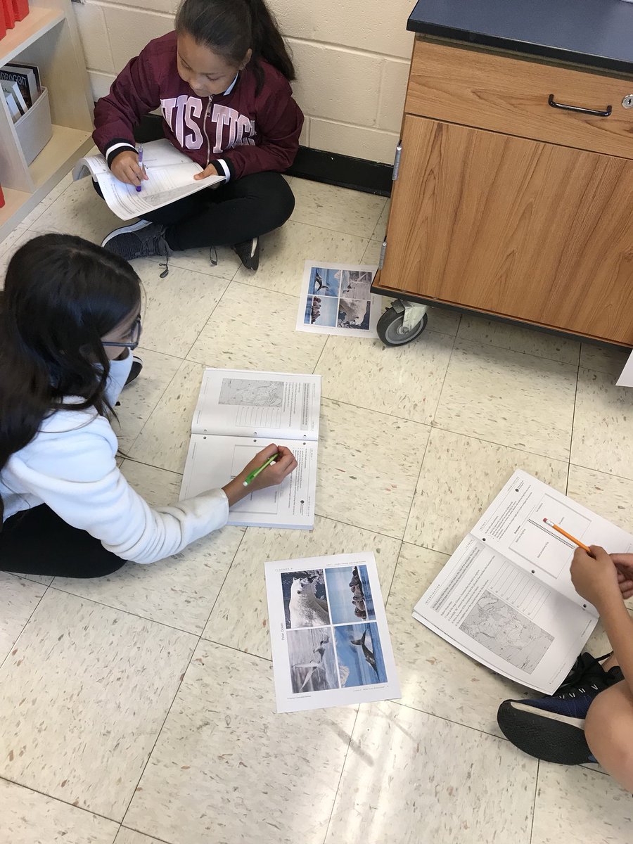 MrsBlazeBecker's tweet image. Ecologists hard at work #cridgepride #tciscience