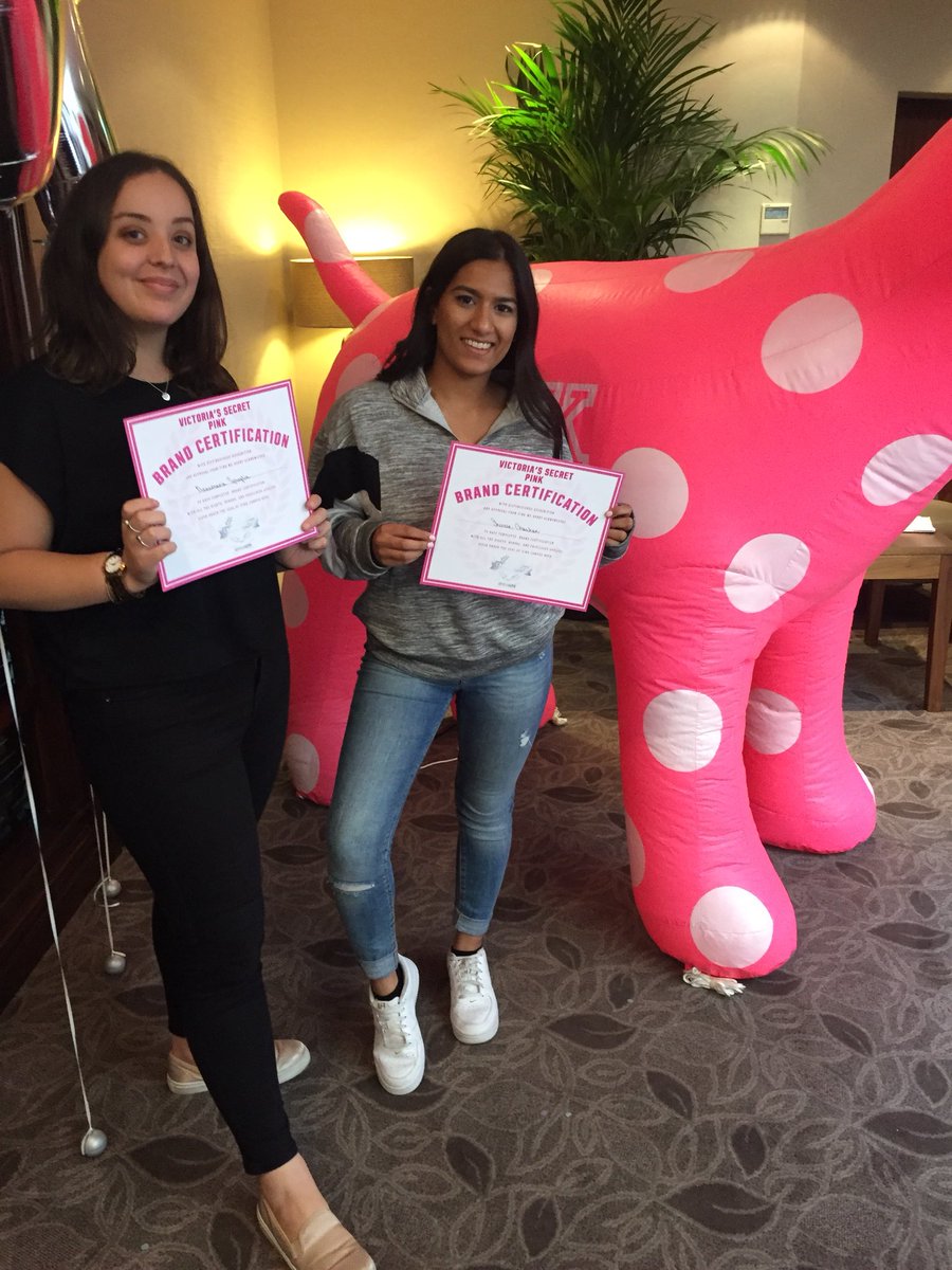 Happy Monday! Who’s ready for the new term? Introducing your Pink Campus Reps for the Year, Shereen and Annamaria - keep an eye out on Campus for lots of events and giveaways! #vspinkreps #cardiff #freshers