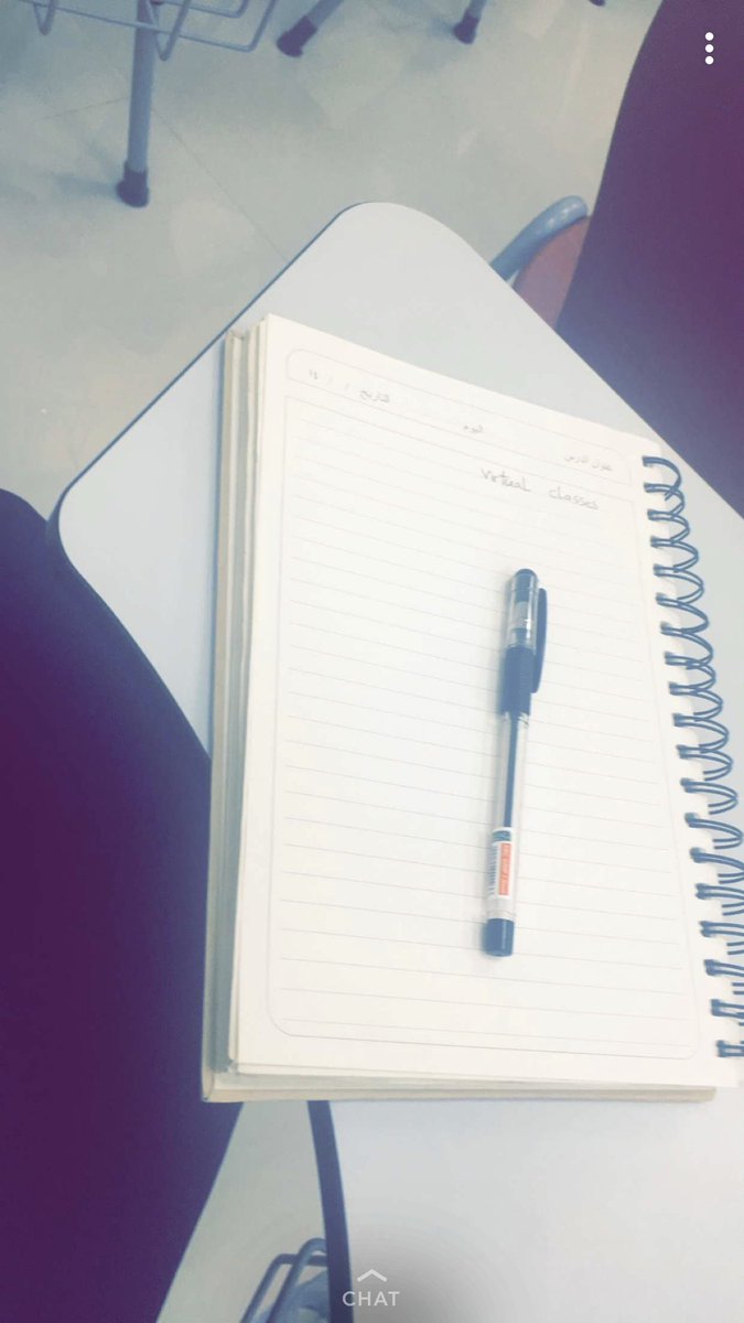 aqilah_habib's tweet photo. 2018 #10_September
اليوم كان اول يوم دوام  لـِ اختي الكبيرة في الجامعة بعد انقطاع عن الدراسة لسنوات عديدة. 
انا سعيدة اني كنت سبب صغير لرجوعها للدراسة، جداً سعيدة وفخورة💗✨. https://t.co/kZXafDDUdQ