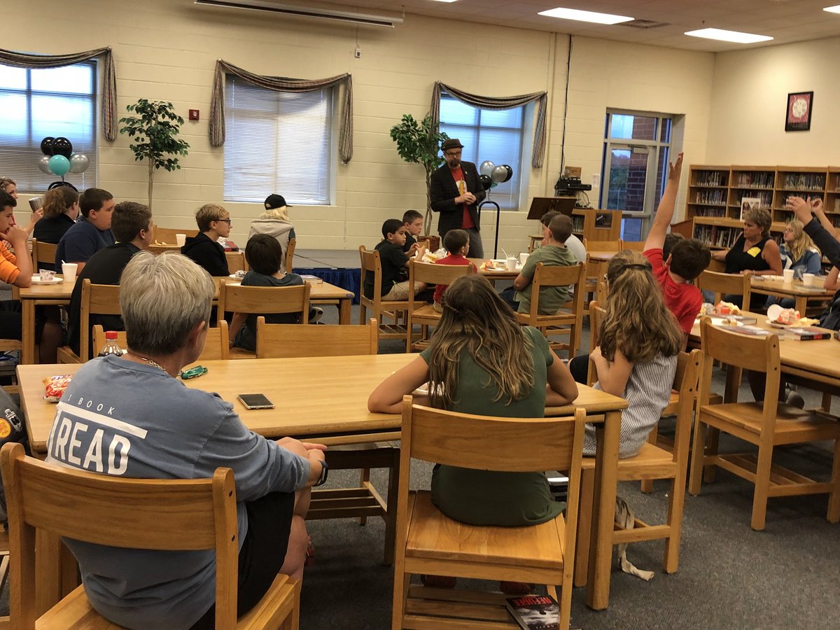 BCSMasterChief's tweet image. @carpentersms students’ breakfast with Refugee author @AlanGratz   #1Read #BCSROCKS @BC_Schools @Blount_Library @UNICEF