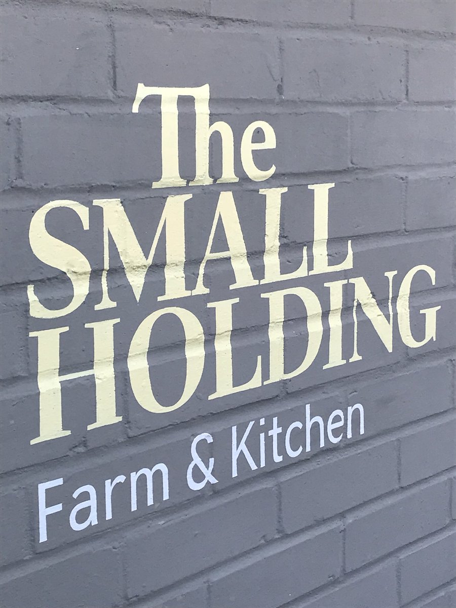 LemonBites's tweet photo. Brilliant restaurant in west Kent @thesmallholdin1 run by #WillDevlin Am here today with @thechefsforum https://t.co/5WMSRzc7Ju