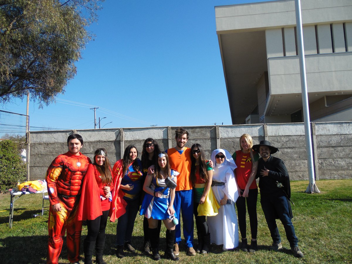 Cesfam5Rancagua's tweet photo. Funcionarios del CESFAM5 durante actividades de la #semanaAPS , Gracias por la participación! @saludcormun @CesfamN1 @CesfamN2 @Cesfam3_Rgua @Cesfam4R @Cesfam6Rancagua @jacavier @alcaldesoto https://t.co/x9GNadCMRC