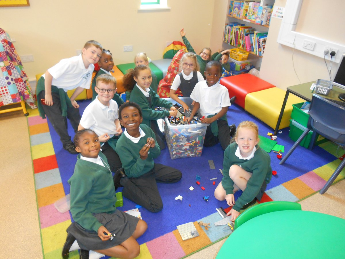 SMWprimary's tweet photo. Our Monday lunchtime Lego Club started today for children in 3 and 4. It was great to see so much creativity!😃 https://t.co/mt7IUxAPGH