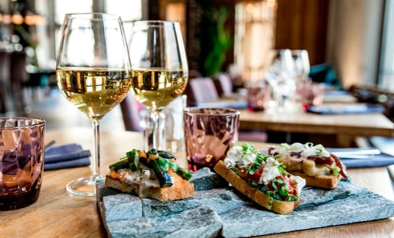 "Travelers looking for another European food destination to write home about need look no further. It is right there in Finland's relaxed capital." ow.ly/53ks30lKQGL via <a href="/CNNTravel/">CNN Travel</a> #Finland #food