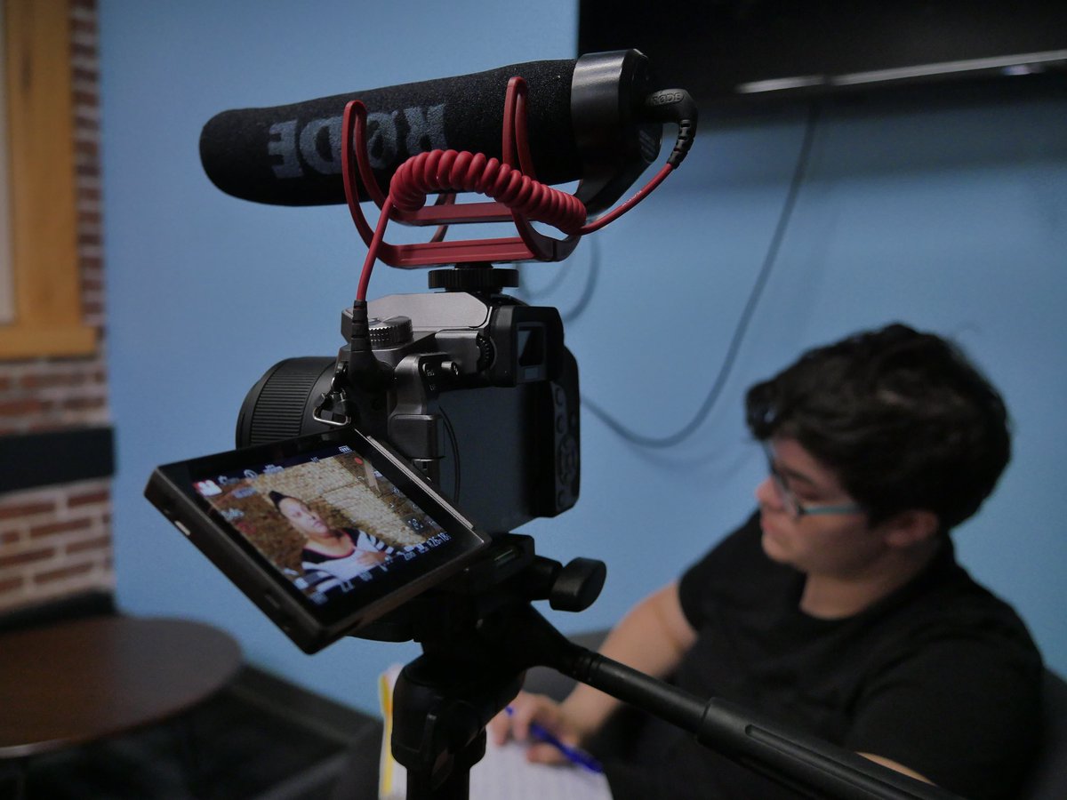 continuitystl's tweet image. To bring your aspirations to life, you must become familiar with the basics of your craft. Current program participants can certainly appreciate the process of gaining knowledge to bring their dreams to life! #motivationmonday #continuitystl #filmmakingbasics #ruleofthirds #pov