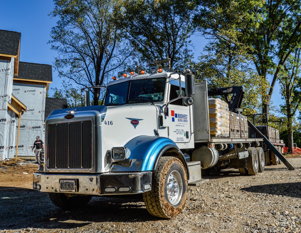 Happy Monday, everyone! We hope you have a safe and productive work week