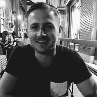 6projects_nl's tweet photo. Het vierde project voor #6projects is bekend! Wido den Hollander, CTO bij @pcextreme zal vertellen hoe IPv6 ingezet kan worden in hosting omgevingen. Op serverniveau, waar de ondersteuning voor applicaties voor IPv6 nog beter kan. Lees meer: https://t.co/exMPSIJMK1 https://t.co/PwJozJXdrg