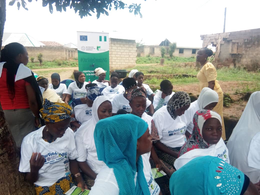 sheImpactNg's tweet photo. #OurVoteCountsNGProject: Women -to-Women Community sensitization on civic rights at Ilupeju Community in Ifon LG, Osun State.
@Osunelection
@womenfundng
@EuropeanUnion36
#OsunDecides2018
#Women4Women https://t.co/dQbifrYkL8