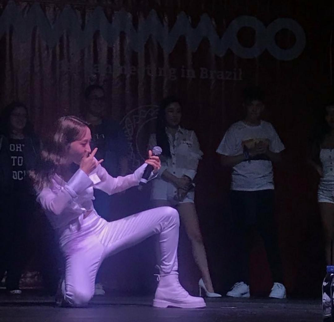 cinelagalaxyy's tweet image. Uma fotinho da melhor coisa q eu ensinei pra alguém na minha vida