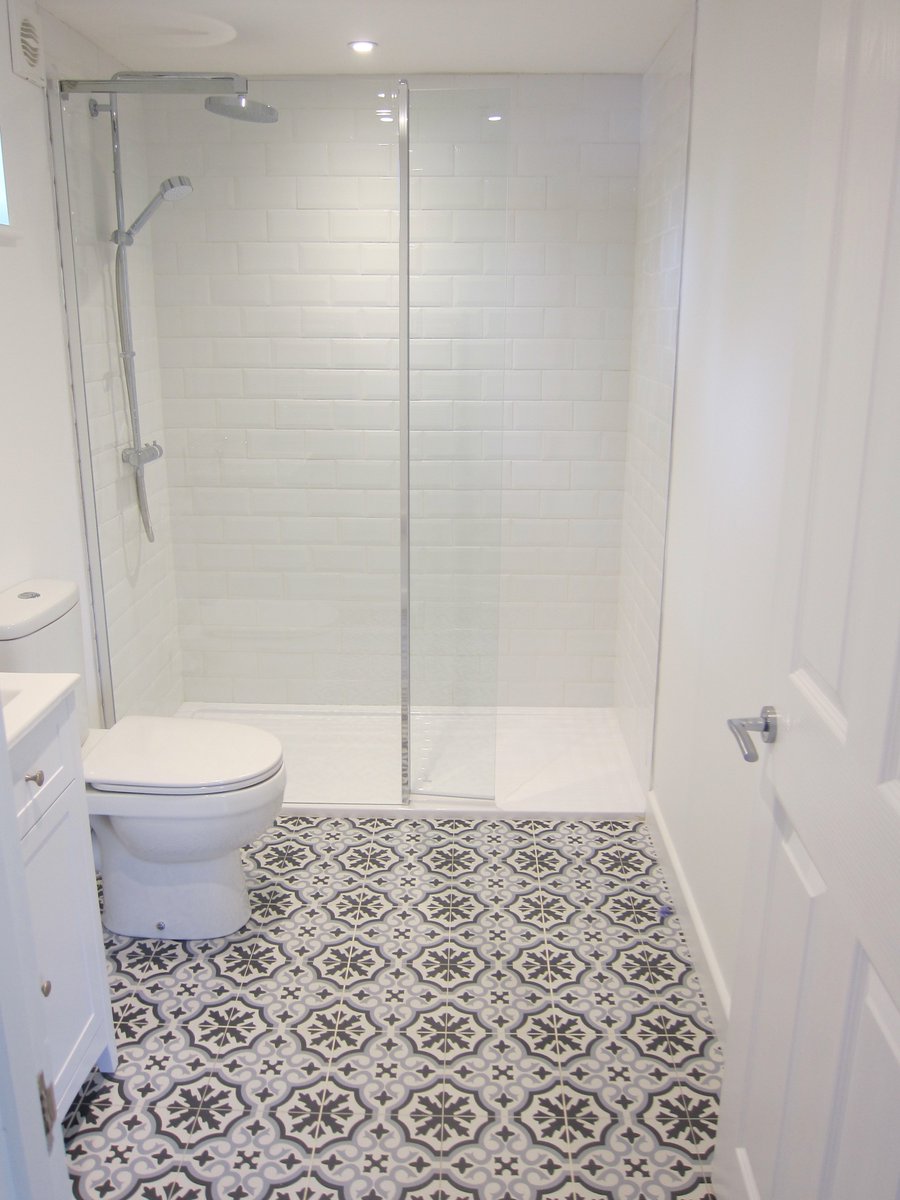 Building a Garden Annexe for relatives struggling to get onto the housing ladder is becoming increasingly popular and very affordable....  EGR offer a turnkey solution.