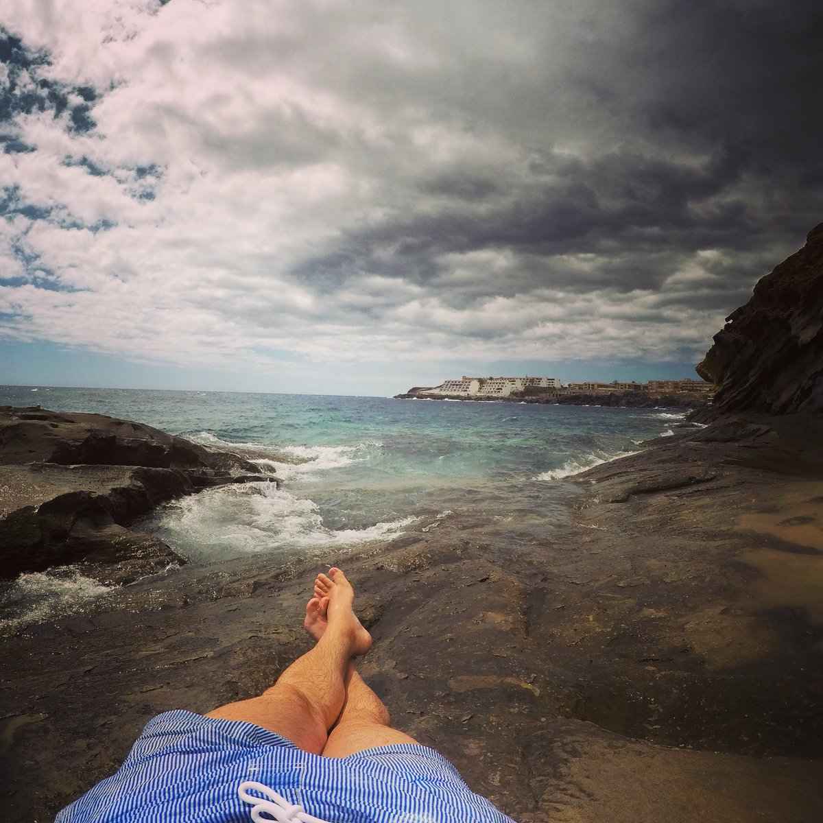 Empieza la semana en las Islas Canarias 🇮🇨 

¡Una buena semana para todos! 

🌊#Tenerife 
🗻#IslasCanarias 
👉🏽oyetato.com