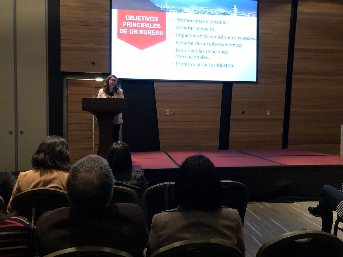 CbChiloe's tweet photo. Silvia Ramirez, Gerente de @SantiagoChileCB nos comparte los 27 años de trayectoria de este Bureau! #ChiloeCb #ChiloeTodoElAño https://t.co/hJ0ztOJGNI