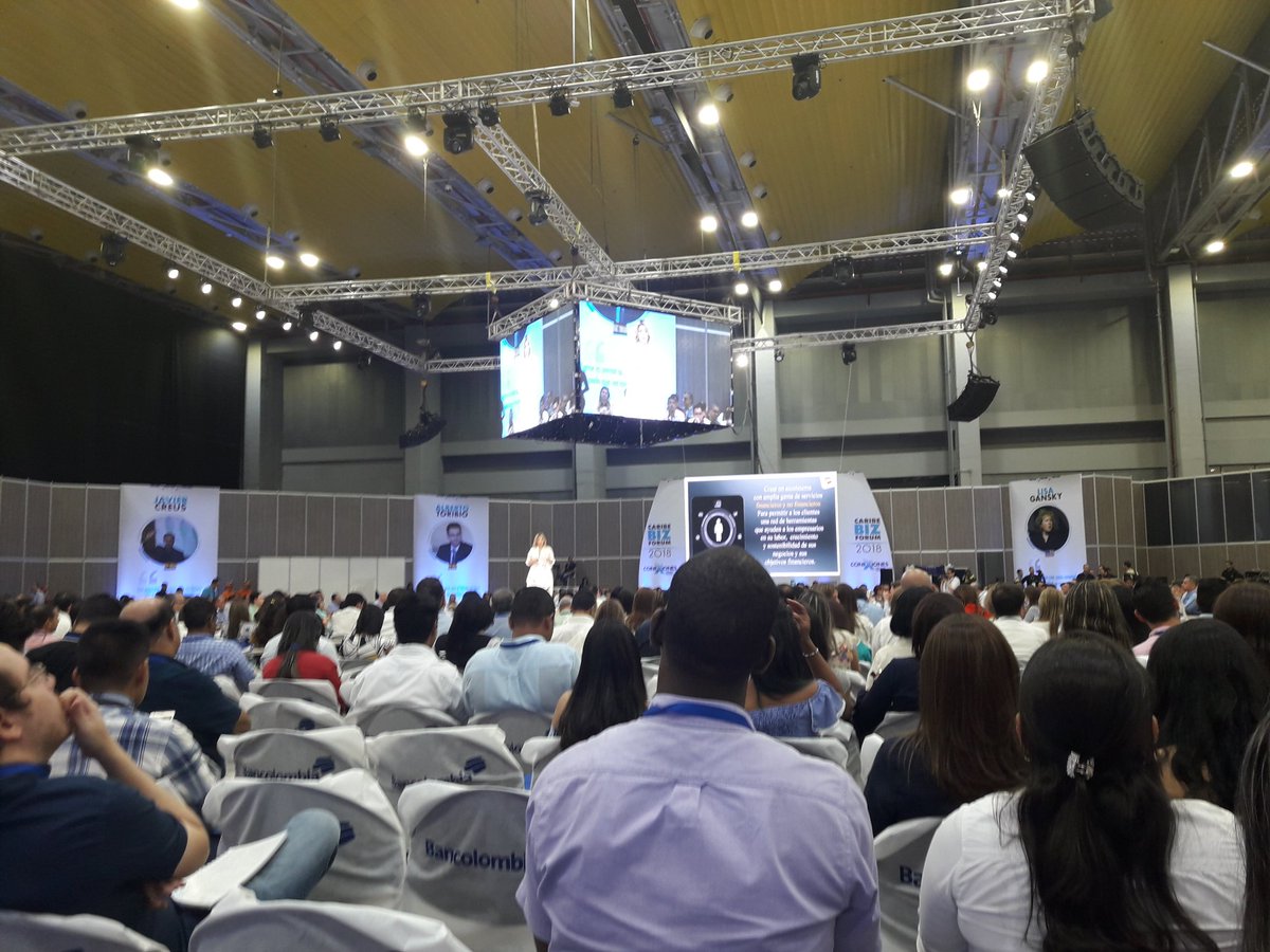 Mavi_col's tweet photo. El 99%de las empresas en Colombia son pymes/ Negocios pymes @Bancolombia en #CARIBEBIZ2018 @Camarabaq @juank10martinez #emprendimiento #negocios #networking https://t.co/OWNUgF6vYS