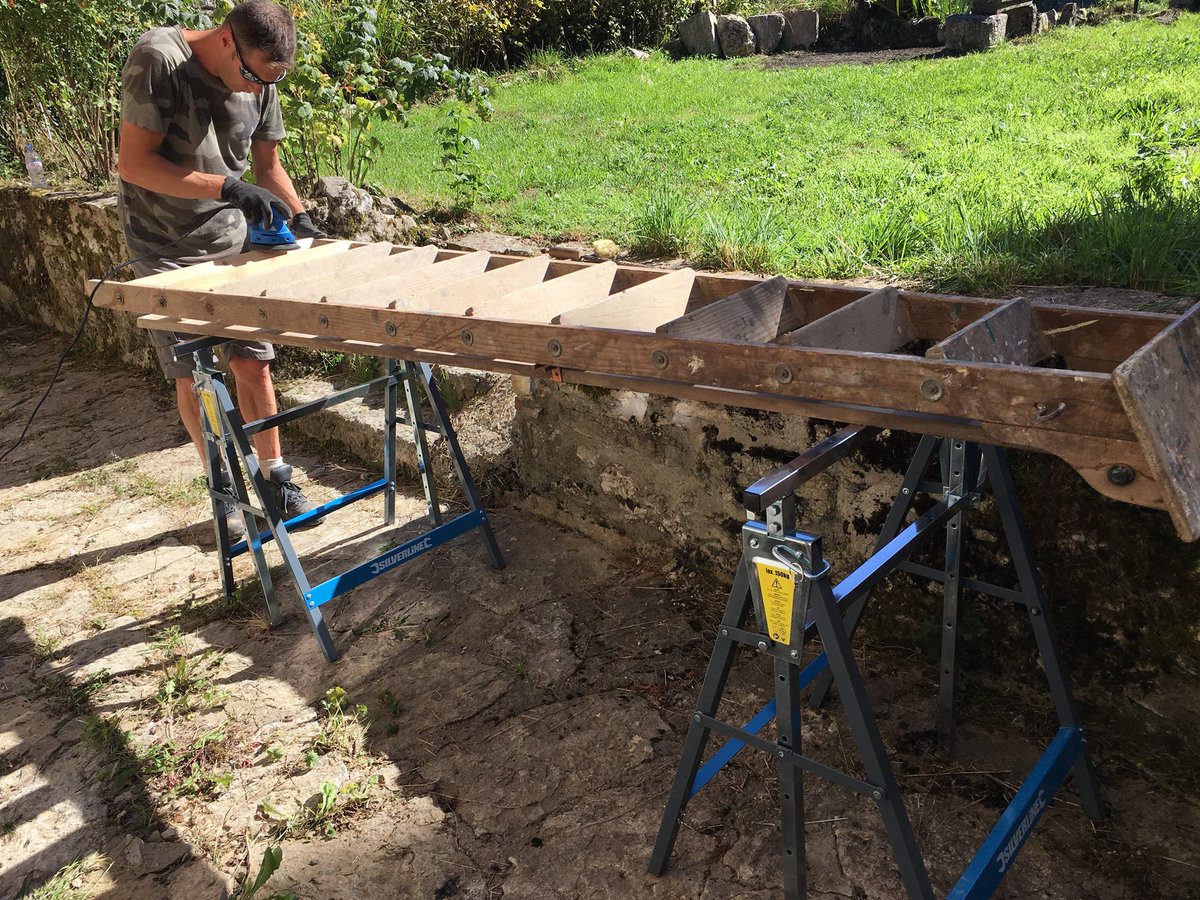 SilverlineFR's tweet photo. Nos tréteaux sont bien utiles en toutes circonstances ! https://t.co/GBxMf9PGuW