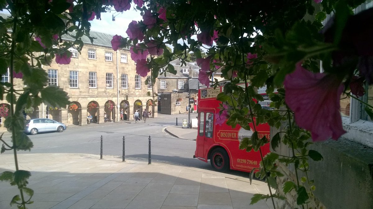 What a beautiful photograph of the little tram of #Buxton