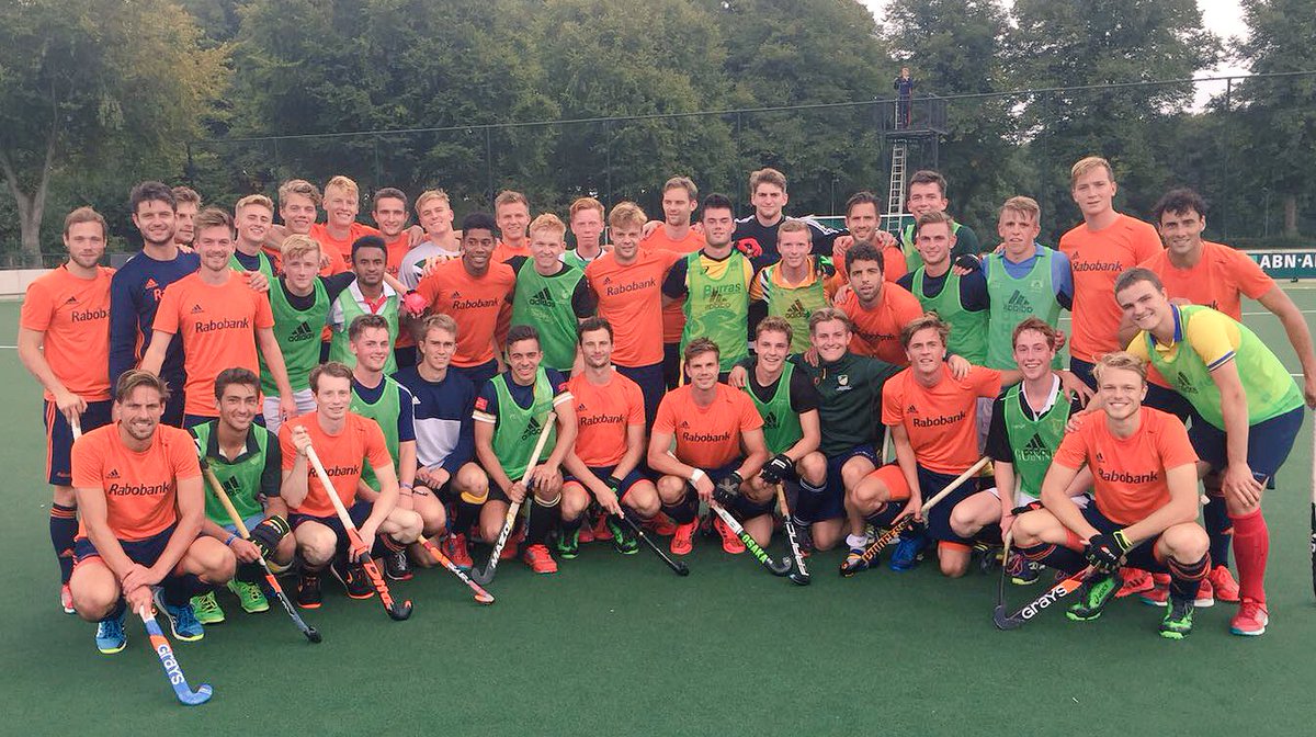 Pre-season | 🇳🇱 🇬🇧 🏑 @uon_hc are currently in Belgium taking on the Dutch National hockey team as part of their preperations for <a href="/BUCSsport/">BUCS</a>  2018/19 #GreenandGold #uonsport