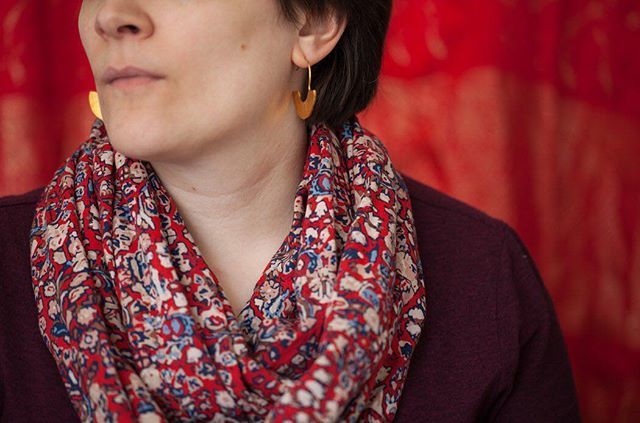 YapomaBazaar's tweet photo. Loving this yummy scarf weather 🍁 #fallpreview #autumn #summerisover #fall #infinityscarf #cowl #scarf #scarves #fabric #textiles #sewing #sewingproject #instasew #crafty #crafts #handmade #makersgonnamake #bmorecrafty #bmorecreative #thebmorecreatives #makersmovement #madew… https://t.co/BSgSFyT7nt