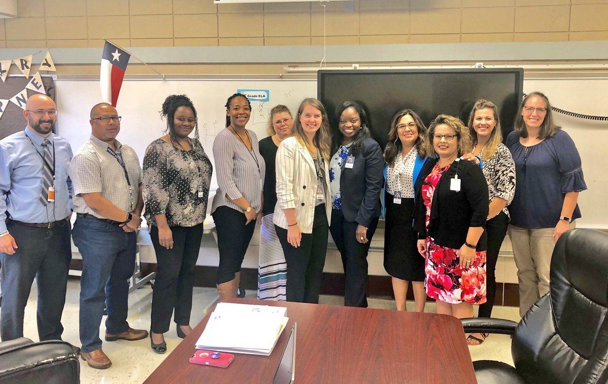 drgoffney's tweet photo. Wonderful visit with Stovall Middle School science teachers! Thank you @SMS_Steers campus principal - Ms. Wright for the tour! Great staff and students who are #allin4aldine @Selchapa @SummerScience https://t.co/wcmBiOwswy