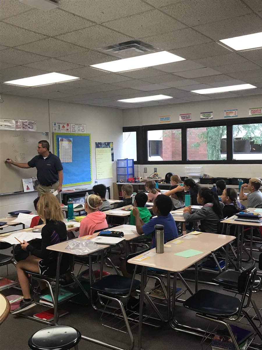 mrspalone10's tweet image. Mr. Crandall’s fifth grade class at Sells starting their week off with some math!