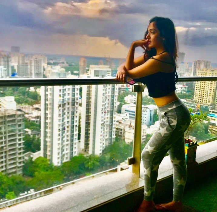KhushaliKumar's tweet photo. If your eyes are opened you'll see the things worth seeing. 
#RumiQuotes❤️ https://t.co/iWTzIC2NlI