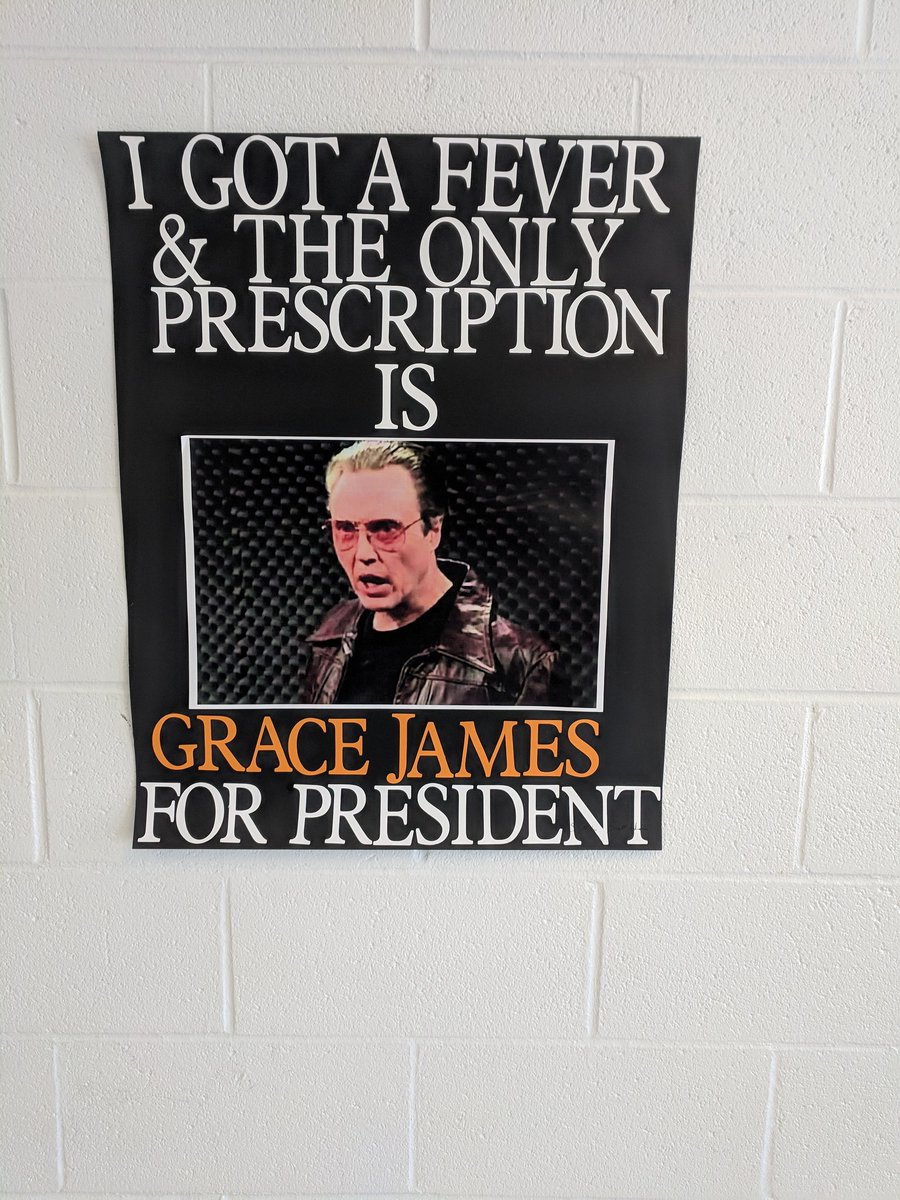 FHCTennisFam's tweet photo. My favorite poster! #MoreCowbell #VoteGrace https://t.co/NiLeIKqmMm