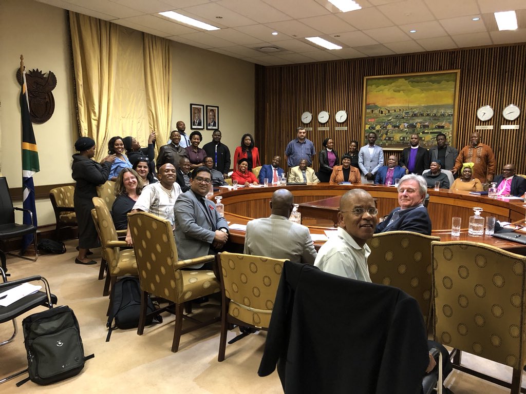 TakuwaniRiime's tweet photo. @TakuwaniRiime in partnership with @SANERELA, @UNESCO, @DBE_SA and Traditional Sector within SANAC at the Imbizo planning meeting with Traditional and Religious Leaders. More details to follow...Watch this space! https://t.co/6SYOg0EQPN
