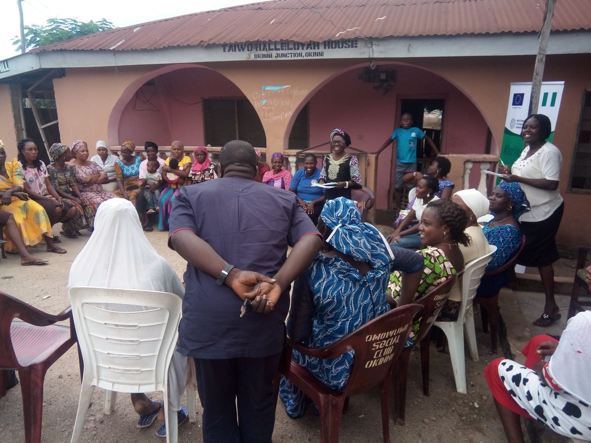 sheImpactNg's tweet photo. #OurVoteCountsNGProject: Women -to-Women Community sensitization on vote education and civic rights at Okinni Community in Osun State.
@Osunelection
@inecnigeria
@womenfundng
@EuropeanUnion36
#OsunDecides2018 https://t.co/9EJ5kk3P6T