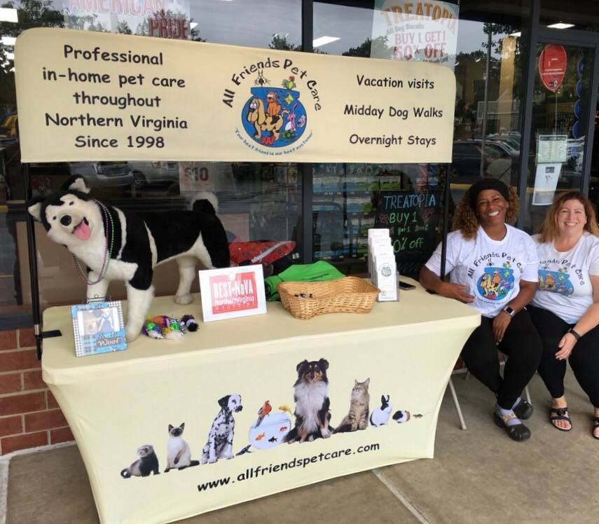 PetSitChat's tweet photo. Pam & Beth were at the North Point Fall Kick-Off Event in Reston this past weekend. Thank you to everyone who stopped by and learned more about AFPC! #novapetcare #novadogwalker #novadogwalking #novapetsitting #novadogwalkers #petcare #reston #restonva #allfriendspetcare https://t.co/2mO9C9TbnH