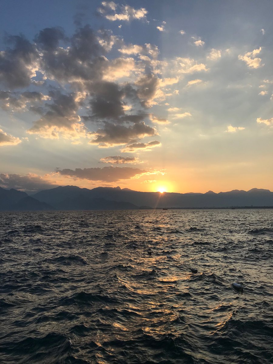 ProfHarunDogru's tweet photo. Antalya’da bir gün daha akşam oldu... https://t.co/fJoUMuAhrV