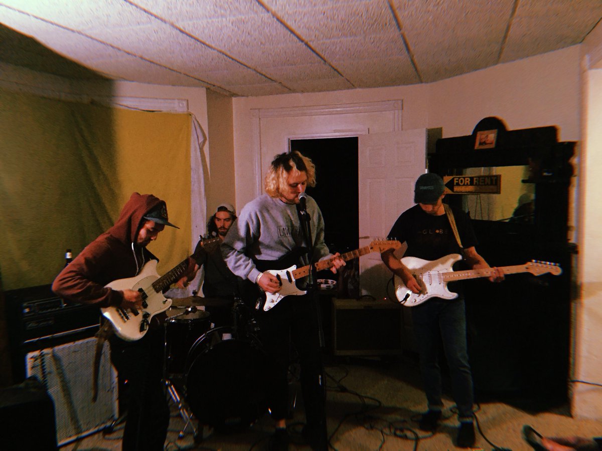 Sleeping Under Covers (SUCCollective) Twitter