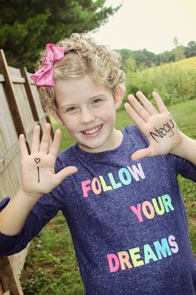 TeamNEGU's tweet photo. If YOU are reading this tweet, courageous kid Ashlynn is challenging YOU to write "I" on your R ✋and "NEGU" on your L ✋ w/the hashtag #iNEGUdoYou. Every pic like that raises $25 for kids fighting #childhoodcancer https://t.co/JAACv0CS5B