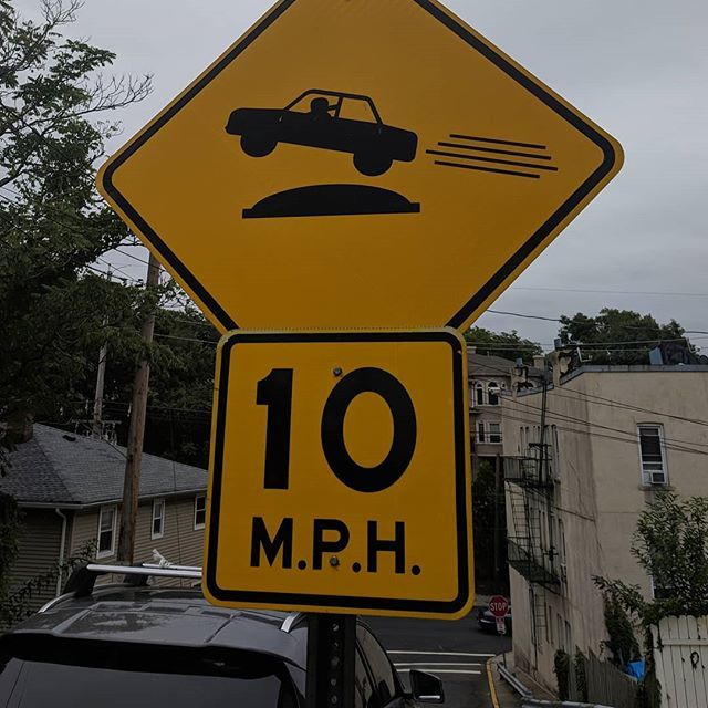 WildIron's tweet photo. Definitely my kind of neighborhood!!! They put these cool launch platforms at the top of all these steep hills...I guess 10 mph is the minimum launch velocity. We had an insane bus driver in high school that would crash these kinds of hills, with his foot on the deck!!! #aws… https://t.co/D5isrCU6vc