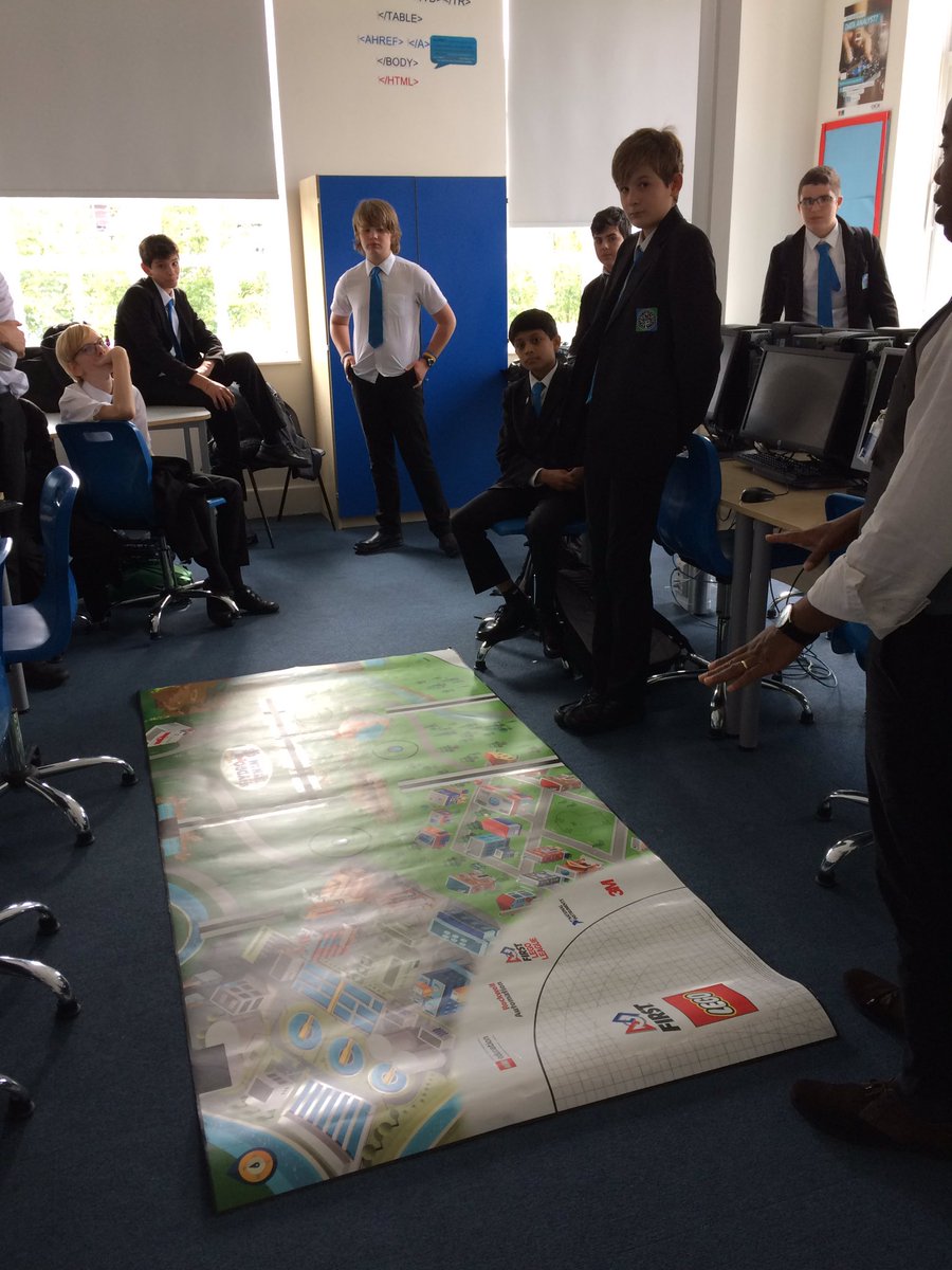 Fantastic turnout for <a href="/legoleague/">Legoleague</a> enrichment <a href="/richmondparkac/">RichmondParkAcademy</a> <a href="/AETscience/">AET Science</a> @AETAcademies #STEM #lego #deisgn&amp;build