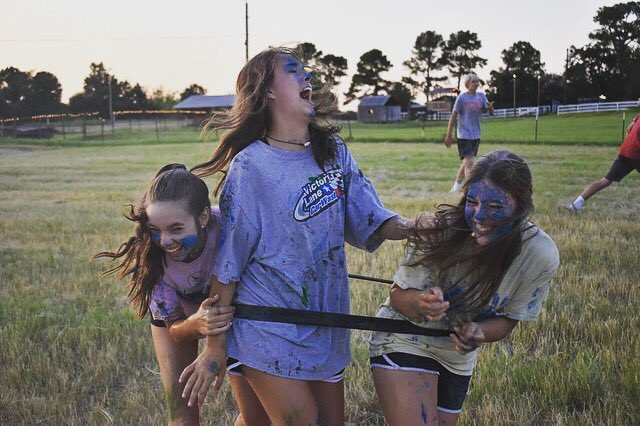 VineVilleYL's tweet photo. YES TONITE!! 9-12th graders, you're all invited to the most epic food fight of all time. 7:01 at Young Life's Wagon Wheel! Gather all your friends and get here. We'll also have our new tshirts for sale. $20. #mondaysareforfoodfights #andYL #GCYL https://t.co/X4GyBnVO9B