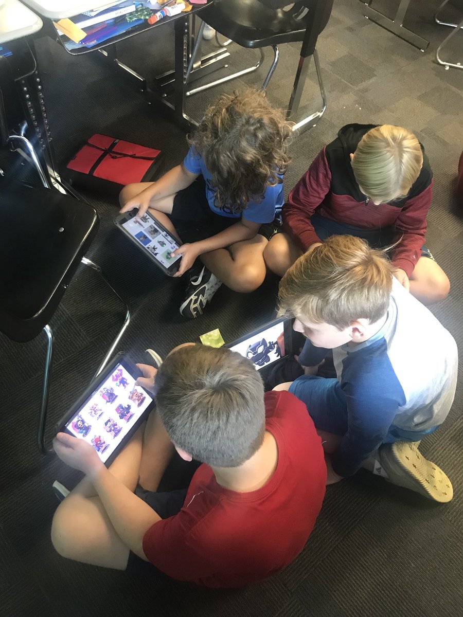 Picking pictures with Mrs. Giacalone’s class for scale drawing project! <a href="/kris10shipp/">Kristen Jones</a> <a href="/giacflash/">Linda Giacalone</a> <a href="/prairie512/">Prairie Elementary</a>  #mathfun