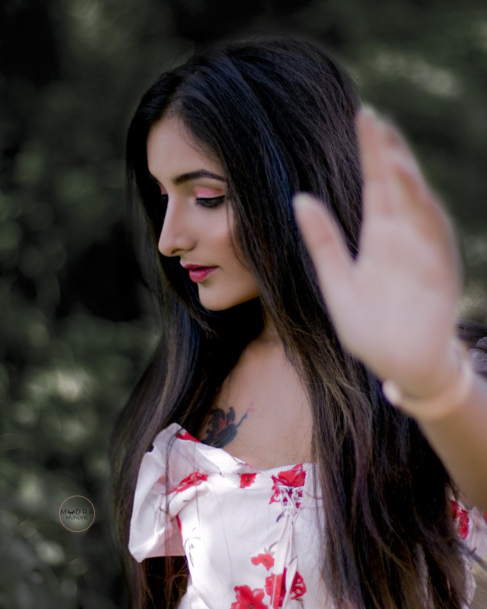 KhadeKrrish's tweet photo. #mppmeetup
Photographer: @_mudramundhe
Model: @babelicious_indiana

@mumbai.portraits Presents,
PORTRAIT MEETUP
Powered by:
@zoria.studio &amp; @the_wishlist.store https://t.co/X0ao7NwIJy
