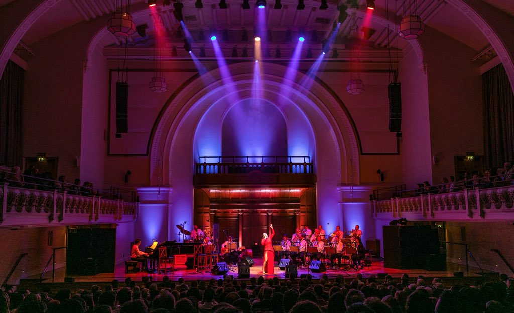 QuestedS's tweet photo. Well last night is going to take a while to digest. I can’t believe I get to work with such incredible people. @ShoshanaBean is a talent to die for. Backed with an incredible BIG BAND, beautiful guests and stunning BVs. This show was a complete hit!!!! 📸: @darren_bell https://t.co/X2P7WIL197