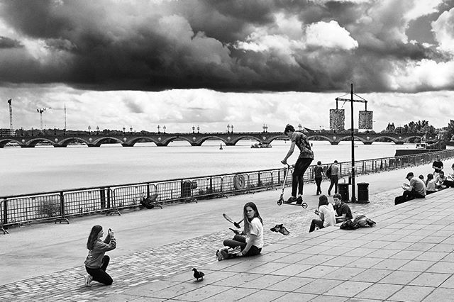 The tail end of this jump was epic and knees were crushed. He dusted himself off and looked as if he was in great pain. Like every skilled rider though, he was back to his old tricks.

#people_storee #peoplephotography #streetphotographer #streetp… ift.tt/2x3d0fy