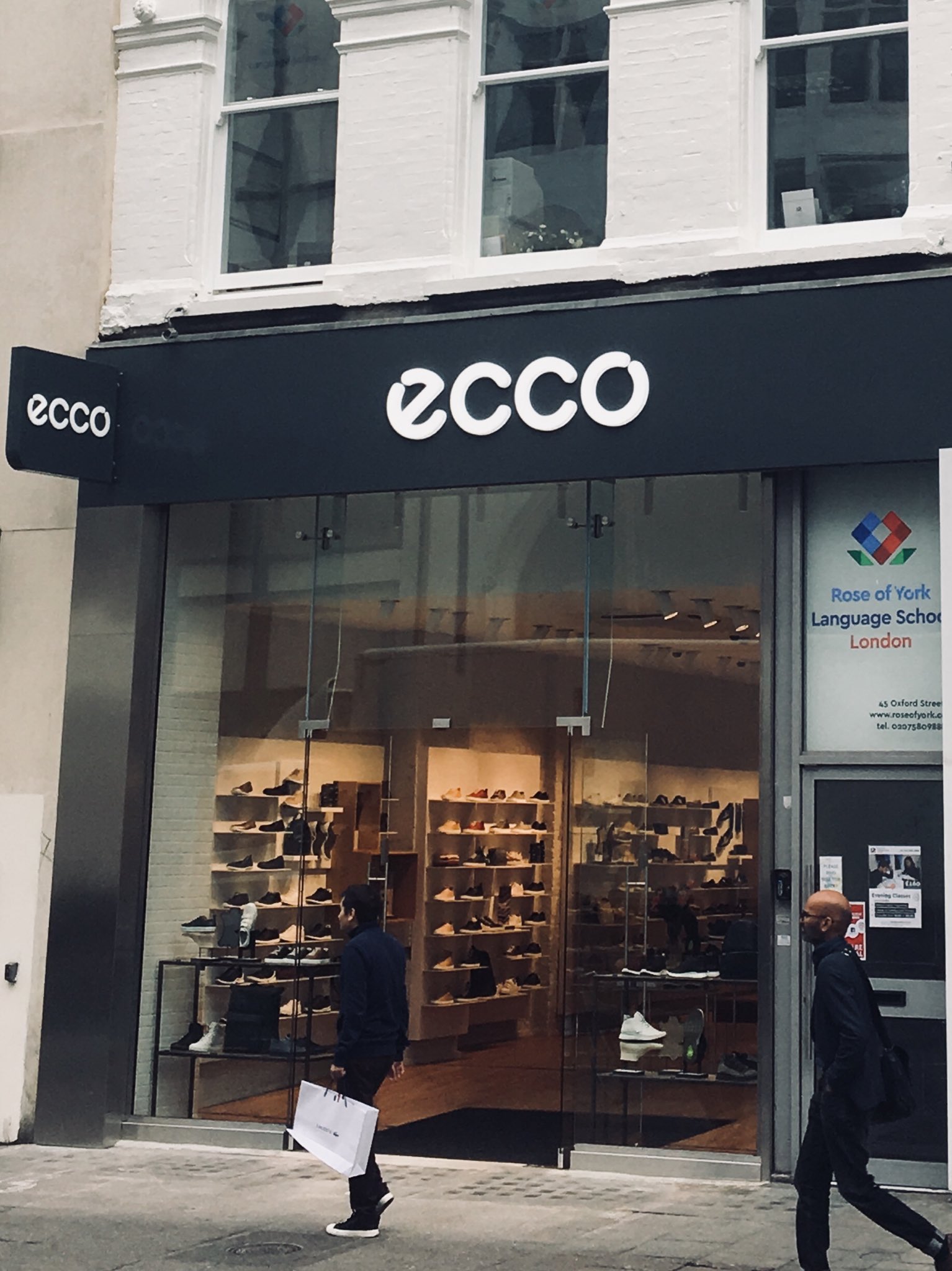 David Carlsson on Twitter: "The latest ⁦@ECCOshoes⁩ just opened on Street, advised by ⁦@Colliers_London⁩. Further opportunities the UK are being identified. #Ecco #Shoes #London https://t.co/hM6m6cpEhU" / Twitter