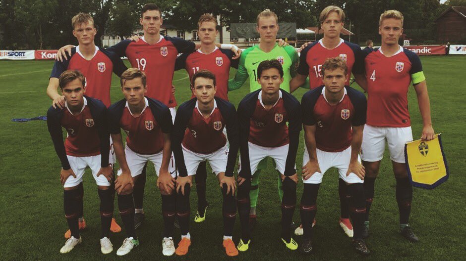 HStenevik's tweet photo. Team https://t.co/nj2IHpSCjr