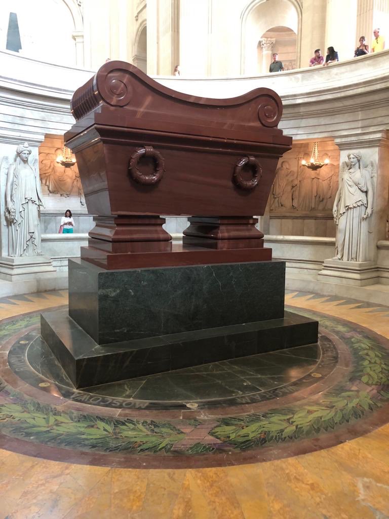 HeleneLaporteRN's tweet photo. Après notre Bureau National , j’ai visité en fin de journée l’Hotel des Invalides. Ce lieu chargé d’histoire demeure l’un des sanctuaires de notre mémoire nationale. https://t.co/yhpxFIfuaV