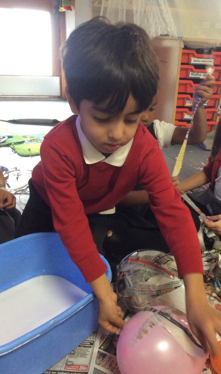 MrsBeckKMPA's tweet photo. What a busy afternoon in class 1! We’ve been creating characters from a story! 🐍🦋 #displaywork #watchthisspace @kestrelsfield https://t.co/FrHkDRnfrp
