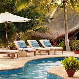 vacationsabroad's tweet photo. #PlayaDelCarmen  in #quintanaroo #mexico is a very popular beach destination.  This resort has it all #beaches, #privateswimmingpool &amp; #greatviews of the #ocean. https://t.co/KvmM1qRukf https://t.co/xyeHtaSkhf