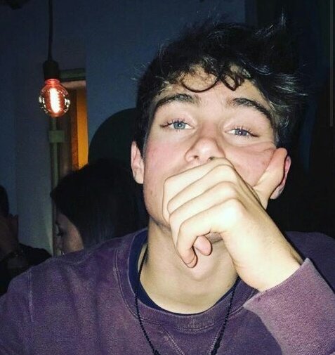 libridimiele's tweet photo. Tweet di apprezzamento per Edoardo Angela, figlio di Alberto Angela. https://t.co/EXex8MEBjn
