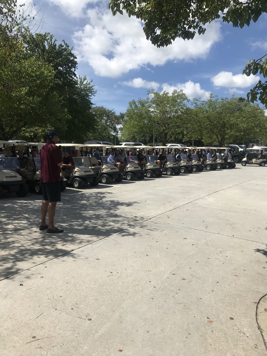 calliecarroll22's tweet image. A great day for golf! @CoachDanaFord