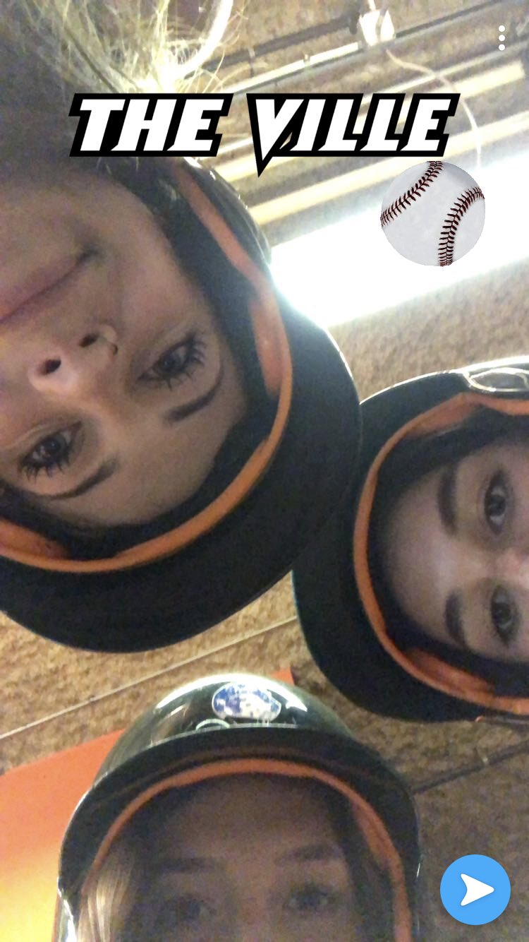 Happy birthday lil mama, miss u tons & hope youre having the best day and senior year!    
