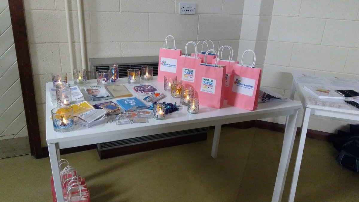 btwlproject's tweet photo. #worldSuicidePreventionDay stockshill hub an evening of poems, sharing personal experiences and joining the world in remembering with candles at 8pm. @BARCALeeds @treelufc @sid132 @forwardleeds @leeds_pep https://t.co/cWU9eikS3P