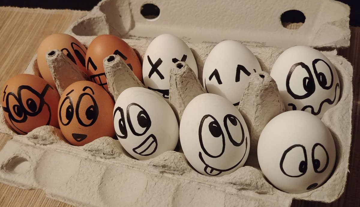 zeichenleere's tweet image. Since human sacrifices are frowned upon these poor fellas will be used in tomorrow&apos;s experiments practicing the scientific method with 8th graders. #FuckYeahScience