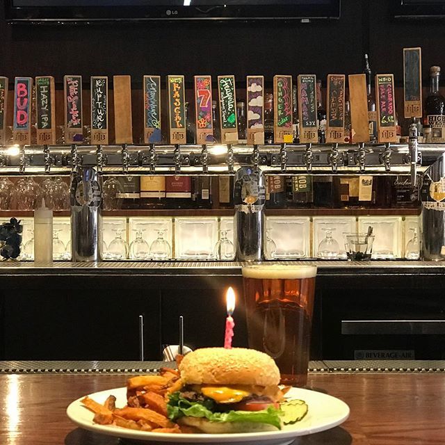 8 years ago today we opened our doors.  Come celebrate our birthday with the burger that has stood the test of time and a beer to match <a href="/highlandtap/">Highland Tap</a> #happybirthdaytous🎉 #eeeeeats #beeeer #highlandtapandburger #highlandtap ift.tt/2x2ZibF