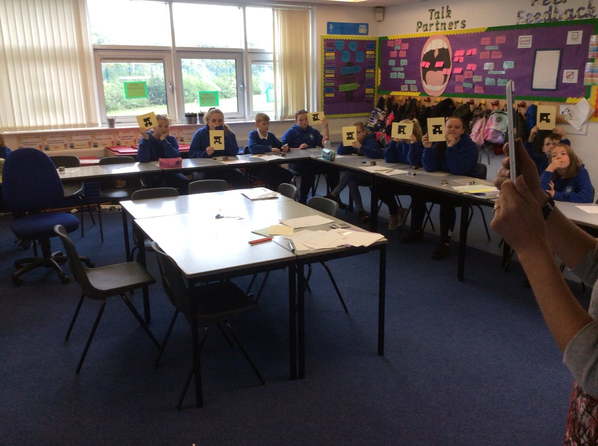 MrGibsonCV's tweet image. Great use of @plickers to assess 2 by 1 digit multiplication understanding @CanalViewPSEdin @MrsMearscv #formativetech #formativetechCV #lessmarkingmoreintstantfeedback